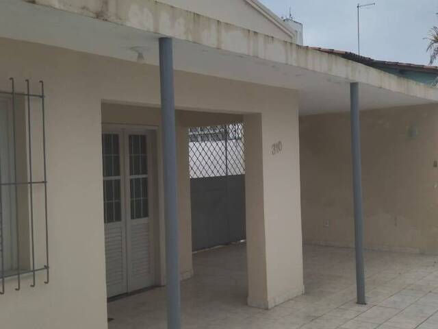 Casa para Locação em Feira de Santana - 2